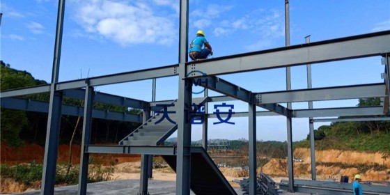 鋼結(jié)構(gòu)房屋