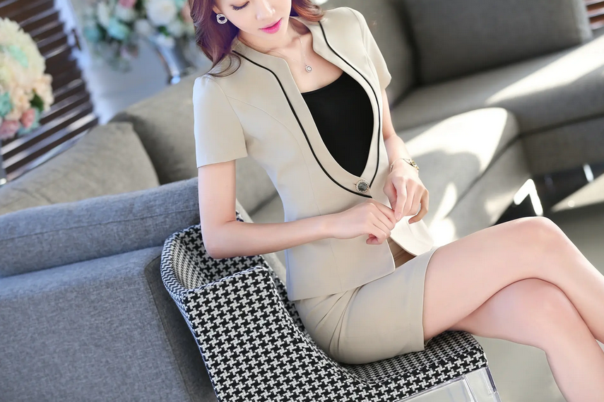 女士怎樣定制西服職業(yè)裝會更顯魅力？